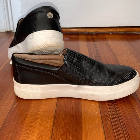 Steve Madden Slip On Sneakers - Picture 1 of 2